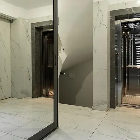 Appartement Kolomvou New Building Flat